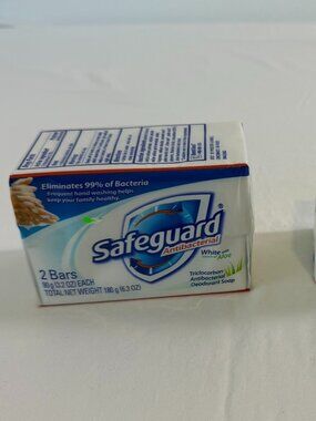 Lot of 2 Vintage Safeguard Antibacterial Soap White with Aloe 2-Bar Packs